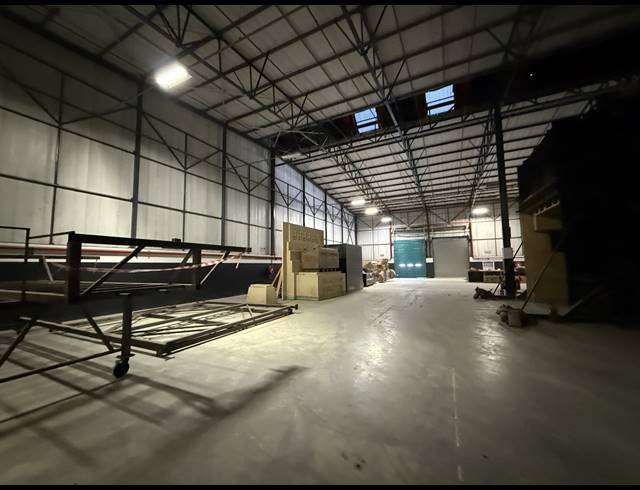 3,450M² WAREHOUSE TO LET IN EPPING INDUSTRIAL